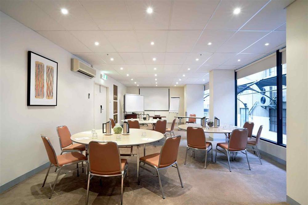 Mercure Welcome Melbourne Nhà hàng bức ảnh